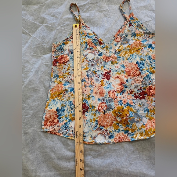 Cottagecore Fairycore Floral V-Neck Spaghetti Strap Camisole Tank - Picture 5 of 6